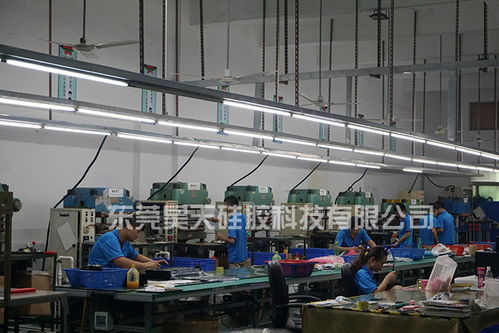 匠心獨運 多色硅膠相框的獨特工藝與技術開發